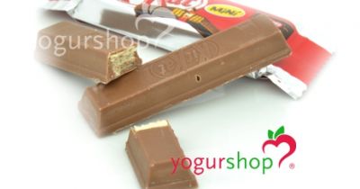 Kit-kat mini topping frozen iogurte